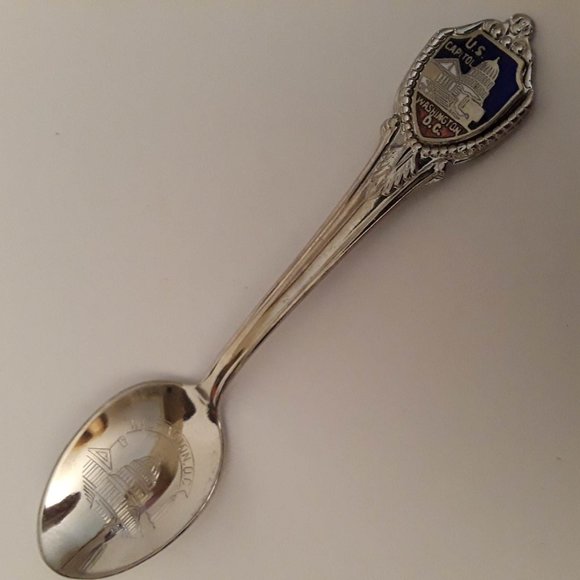 VINTAGE DEMI-TASSE TEASPOON - ABOUT 4.5" LONG - U.S. CAPITOL - ORIGINAL GIFT BOX - Picture 8 of 8